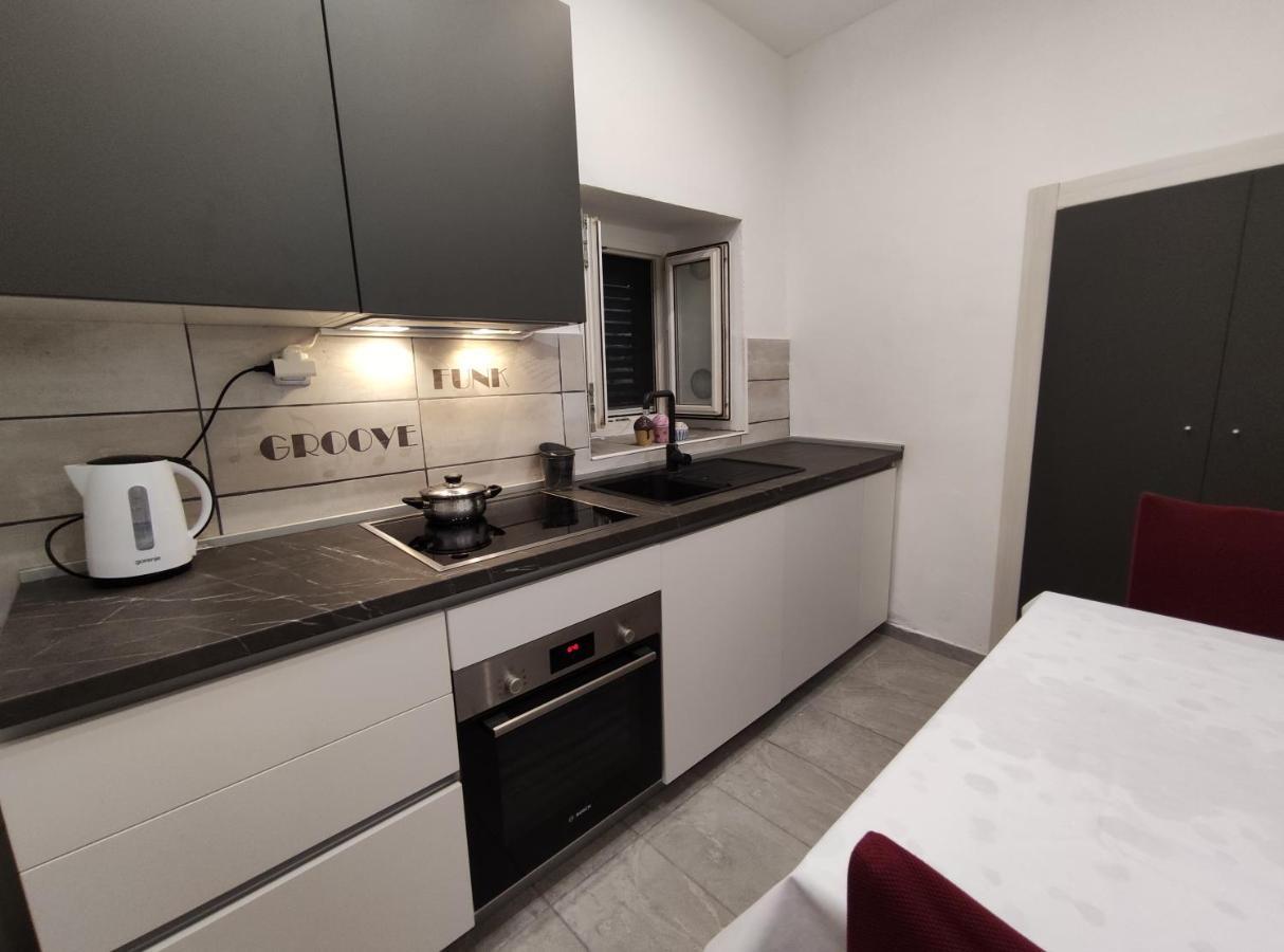 Apartment Tona 希贝尼克 外观 照片