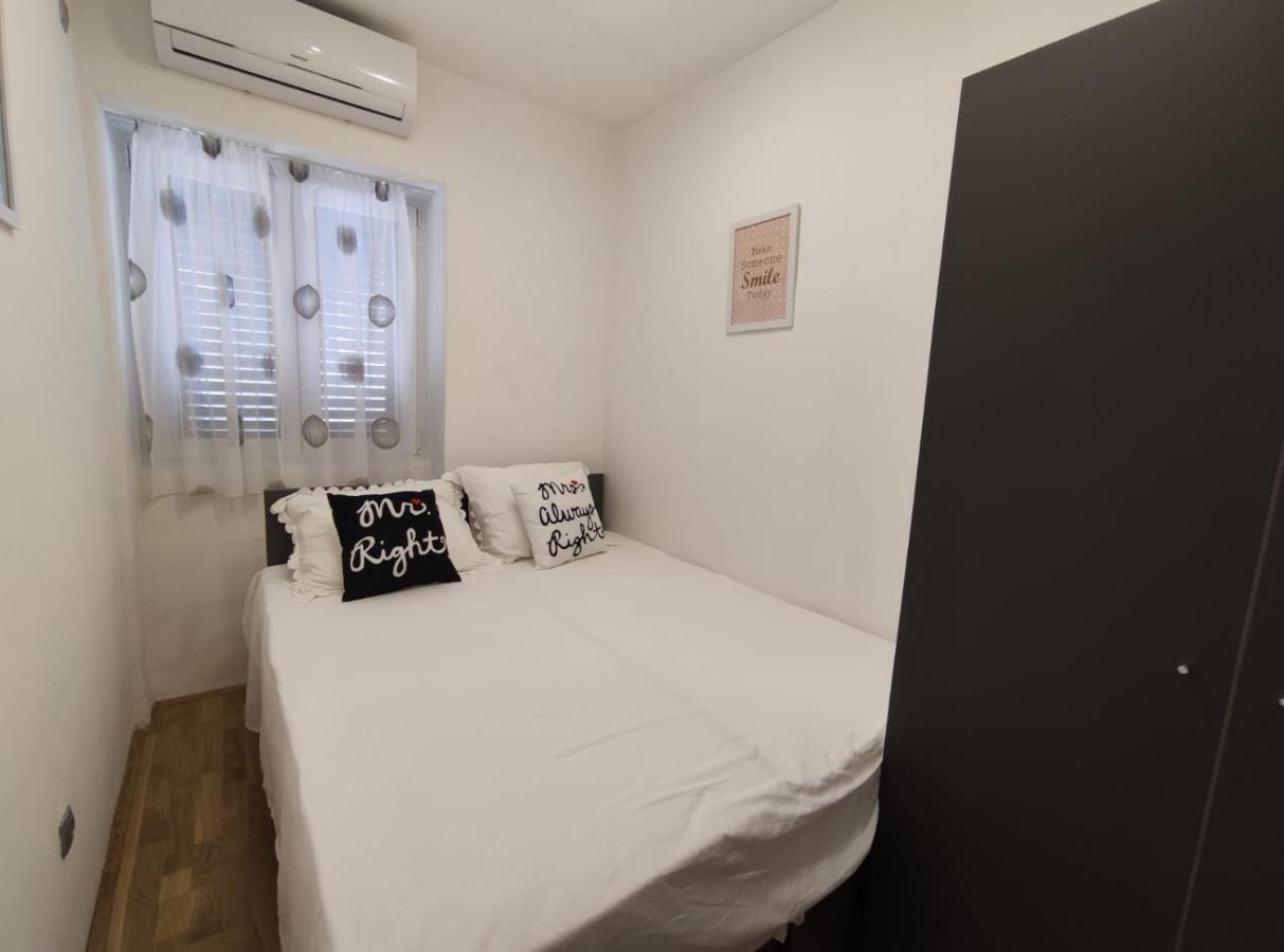 Apartment Tona 希贝尼克 外观 照片